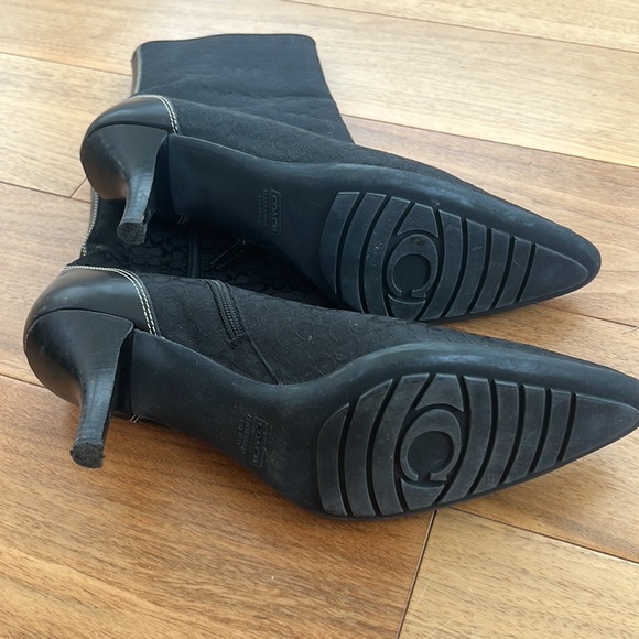 COACH jacquard monogram pointed toe boots, like new, women’s size 8.5 - Picture 6 of 6